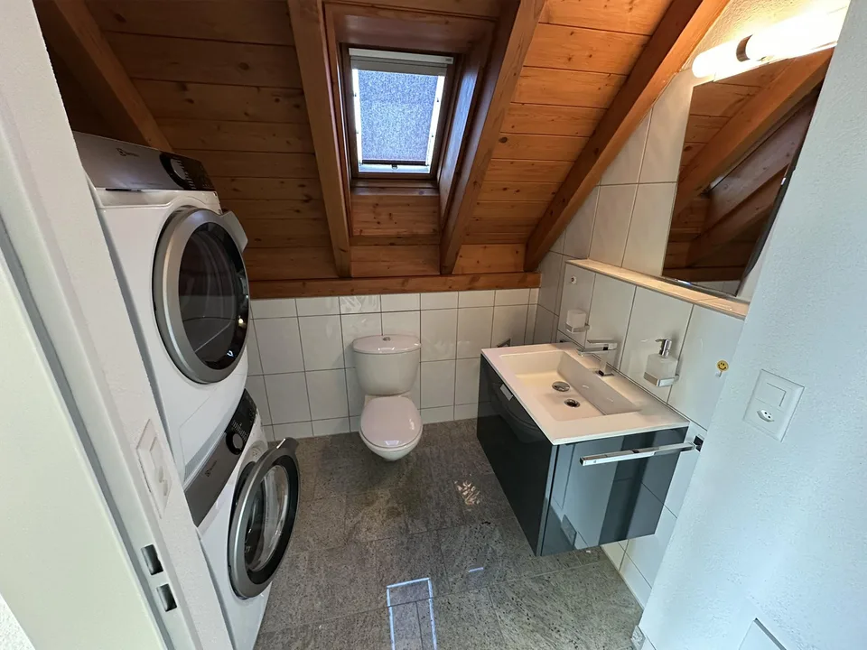 Grosszügige Maisonettewohnung mit Weitsicht in Hettlingen – foto 12 di 13