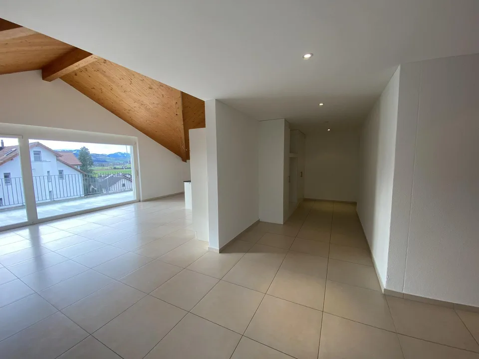 Helle 5.5-Maisonette-Zimmerwohnung in Ruswil