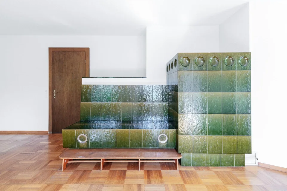 Zweifamilienhaus mit Anbau und Waldgrundstück – foto 7 di 26