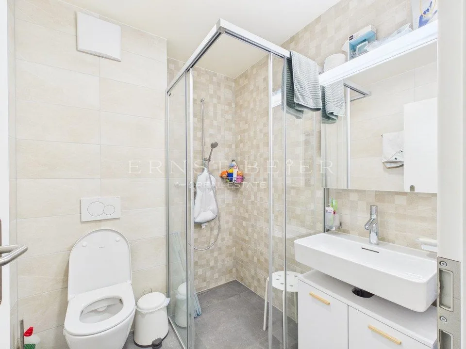 EXKLUSIVITÄT - 3.5-Zimmer-Wohnung, eigener Garten und freie Sicht – Foto 9 von 20
