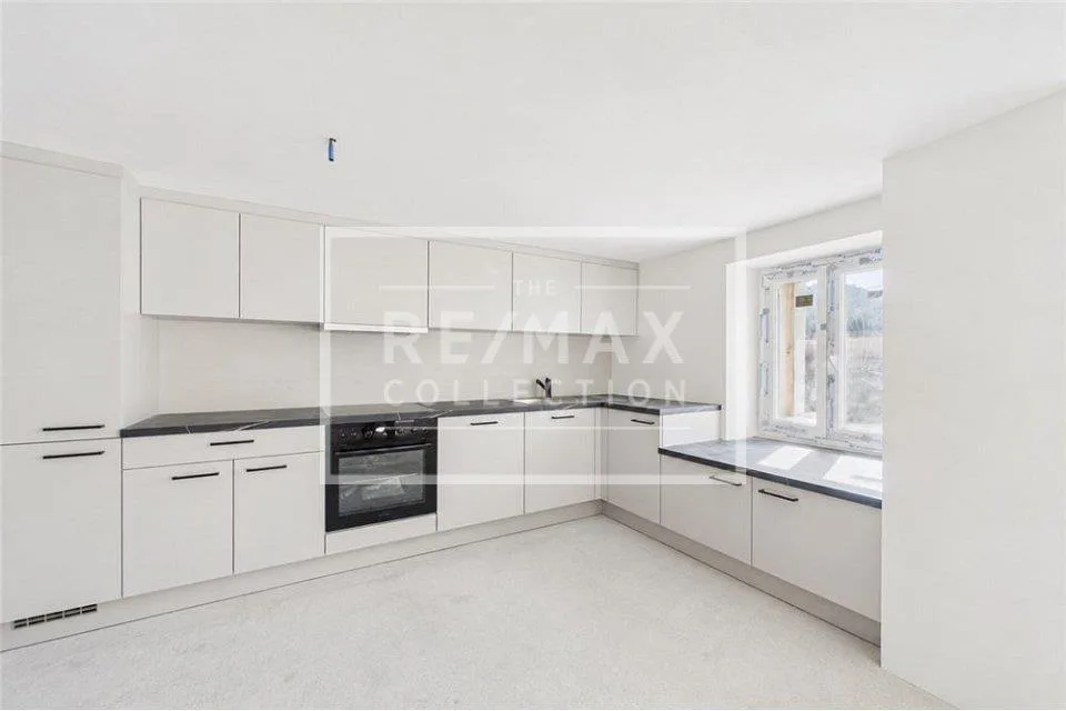 Casa plurifamiliare completamente ristrutturata con sette unità abi... – Foto 9 von 13