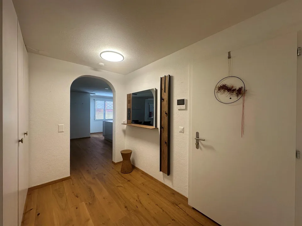 Moderne 5.5 Zimmer Wohnung zu kaufen – Foto 7 von 17