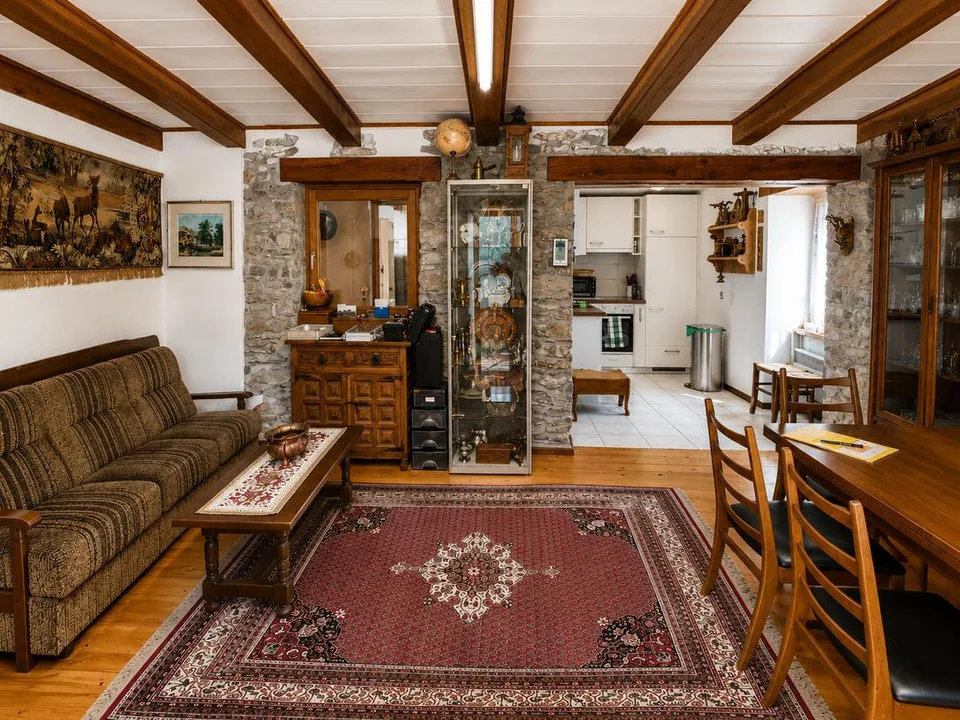 VALLE ONSERNONE - VOCAGLIA | APPARTEMENT CHARMANT DANS UNE MAISON BIFAMILIALE RUSTIQUE AVEC GROTTINO ET JARDIN PANORAMIQUE
