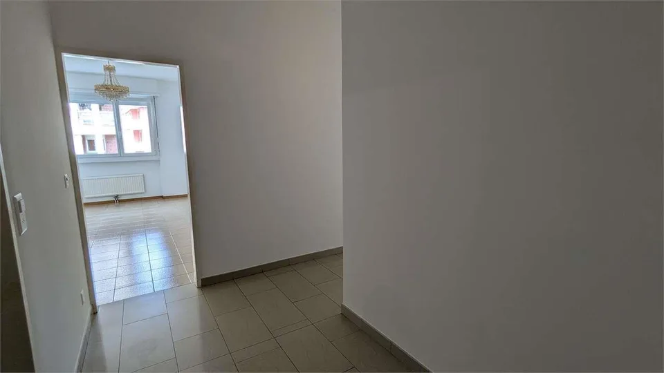 Molino Nuovo, 3,5 piano alto , terrazzo e balcone – Foto 11 von 13