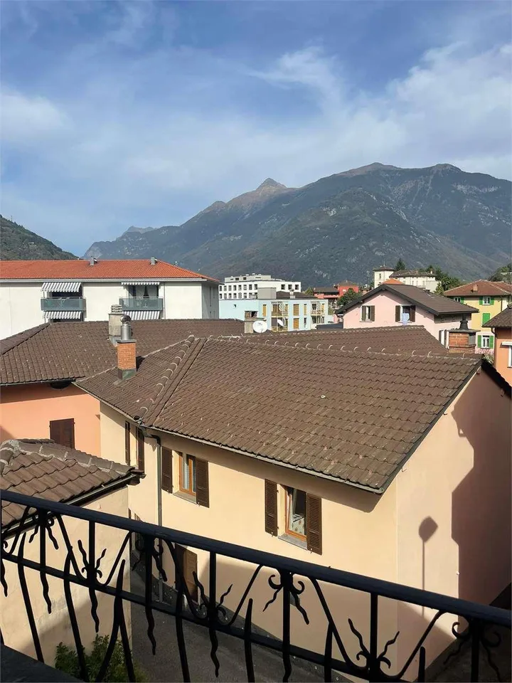 Bellinzona, ampio 3,5 con grande balcone angolare – photo 7 sur 12
