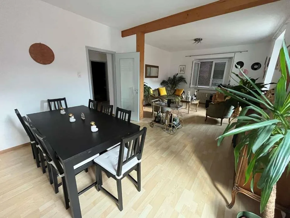 Bellinzona, ampio 3,5 con grande balcone angolare