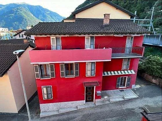 Bellinzona, ampio 3,5 con grande balcone angolare