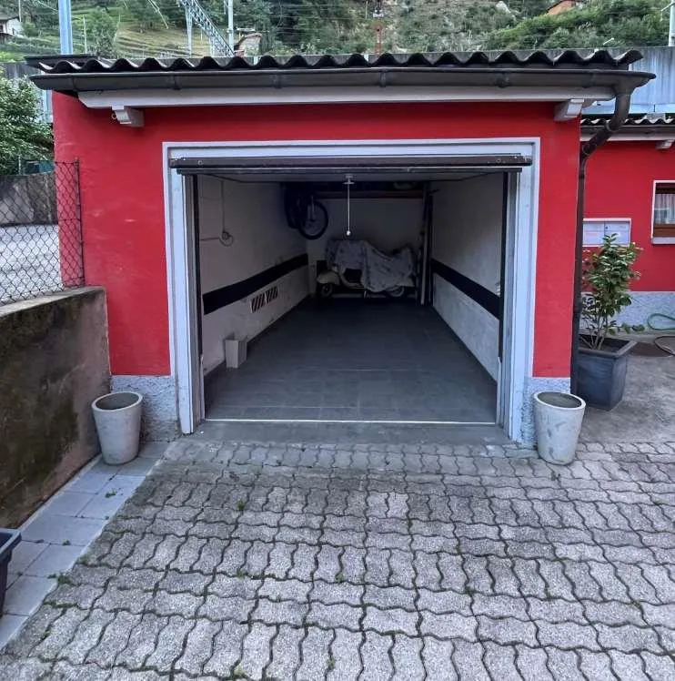 Bellinzona, ampio 3,5 con grande balcone angolare – photo 9 sur 12