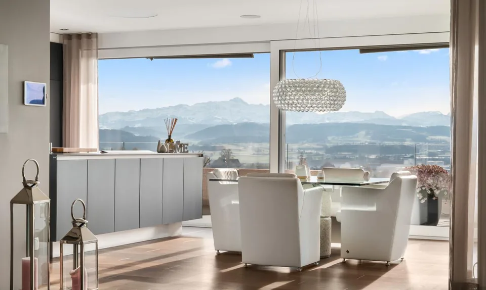 Appartement Penthouse Exclusif à Wil - Paix, Style et Vue Panoramique