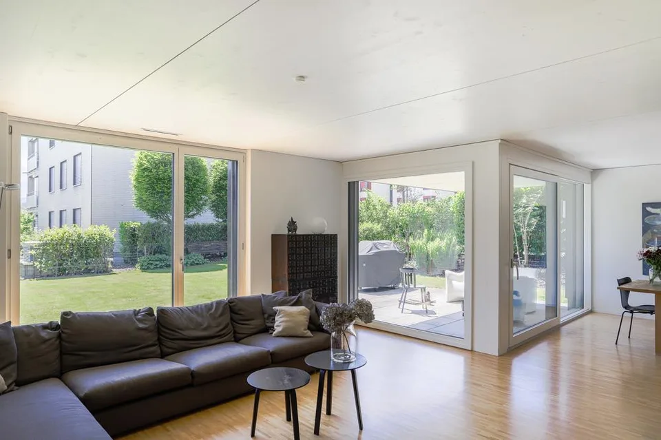Modernes Reihen-Eck-Einfamilienhaus mit Westgarten,  Dachterrasse u...