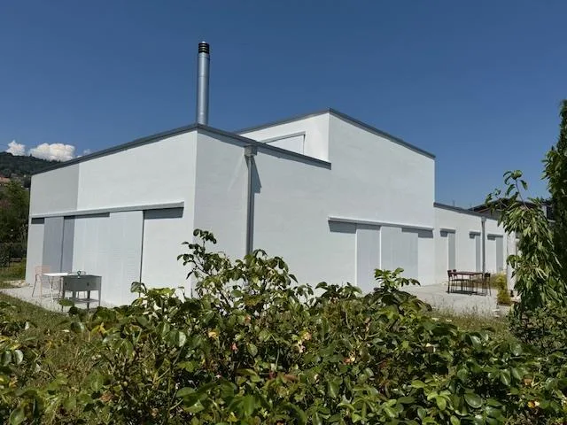 Villa moderniste pour indépendant/e/s ou projet multigénérationnel