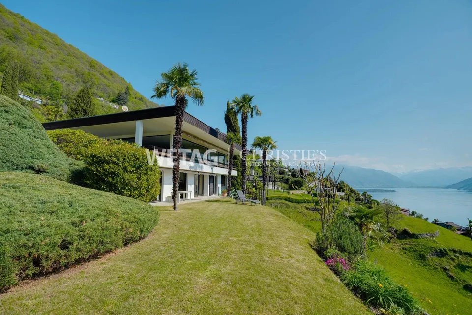 Brissago: Zu verkaufen grosszügige Villa mit herrlichem Seeblick, v...