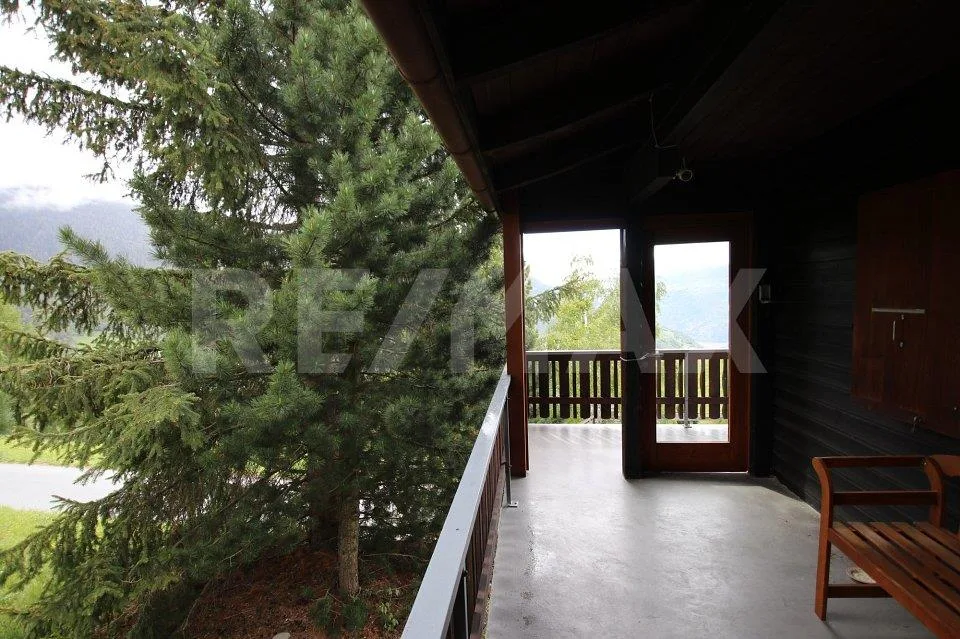 Chalet mit wunderschöner Aussicht aufs Rhonetal – Foto 6 von 13