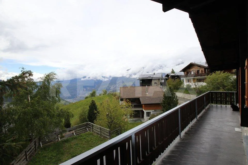 Chalet with beautiful views of the Rhone Valley