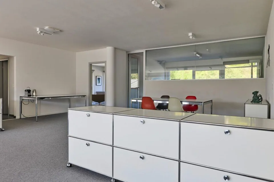 Belle surface administrative avec grande terrasse 200 m2 !