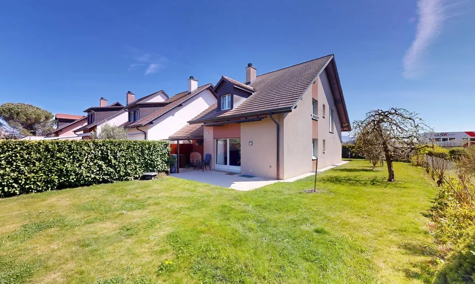 Maison familiale 5.5 pièces avec grand jardin à Gland