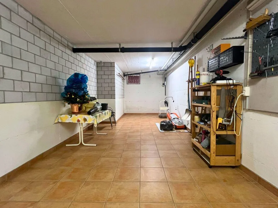 Meravigliosa casa unifamiliare con giardino, vista e posizione sole... – foto 15 di 20