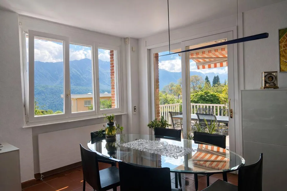 Splendida villa a Carona con vista, giardino e terrazza – Foto 7 von 27