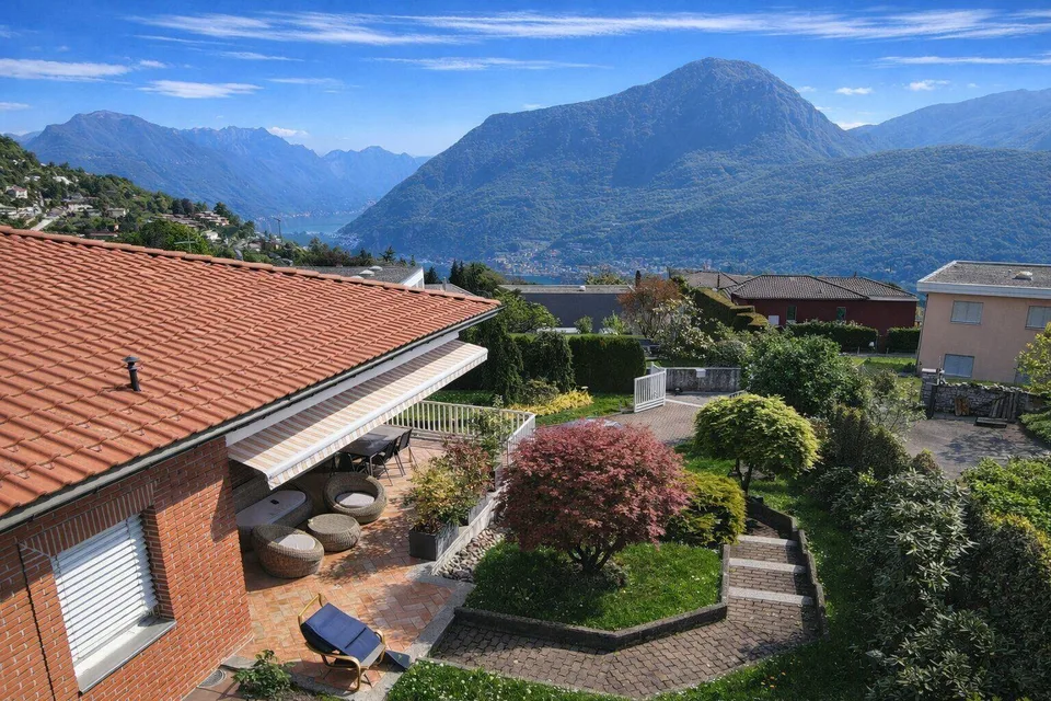 Splendida villa a Carona con vista, giardino e terrazza
