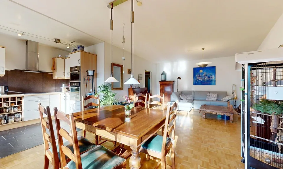 Bell'appartamento familiare, 114 m², luminoso, ipercentro