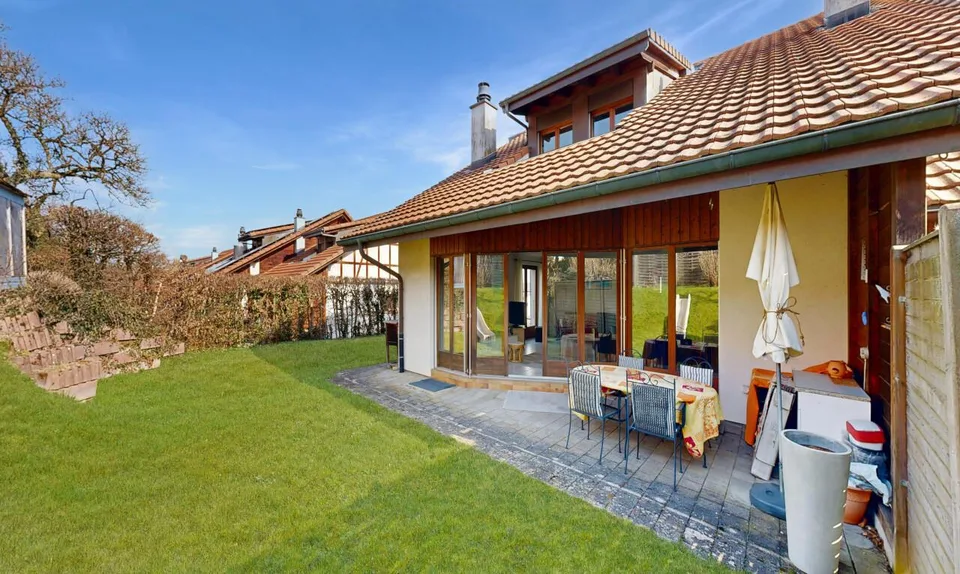 Belle villa familiale avec jardin à Avry-sur-Matran