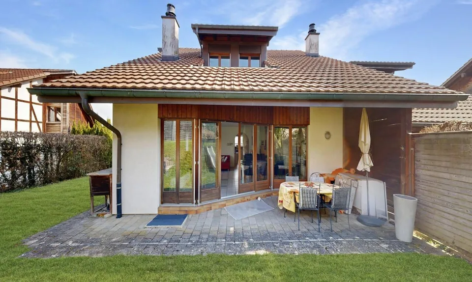 Bella villa familiare con giardino ad Avry-sur-Matran