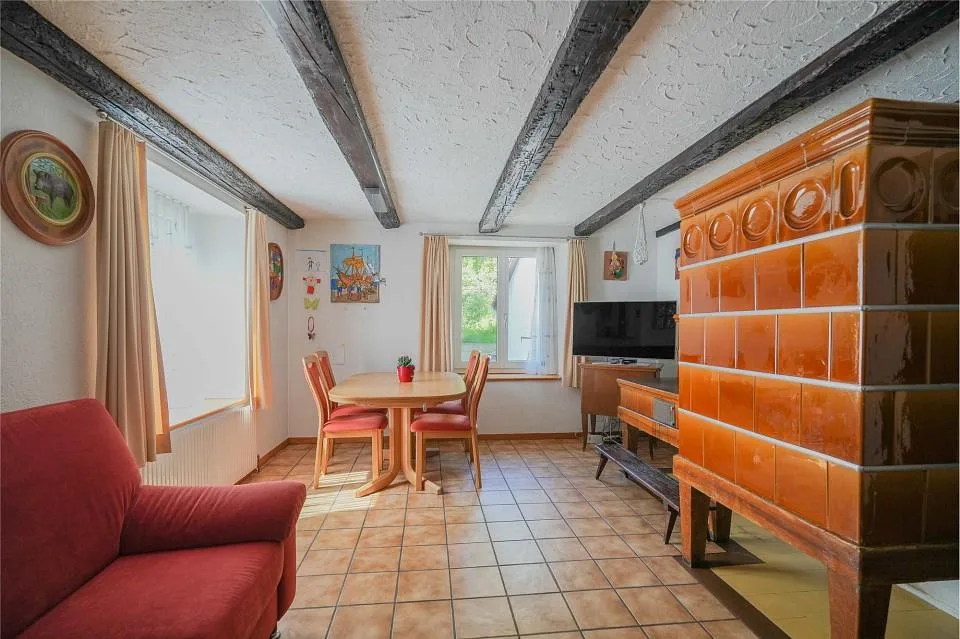 Nie mehr Platzprobleme! Gemütliches Wohnhaus mit riesigem Ökonomieteil – Foto 11 von 13