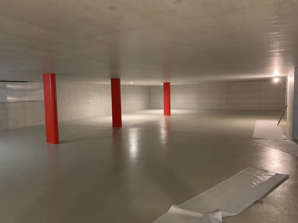 Elegante 3.5 locali con terrazzo e garage a Gordola – photo 18 of 19