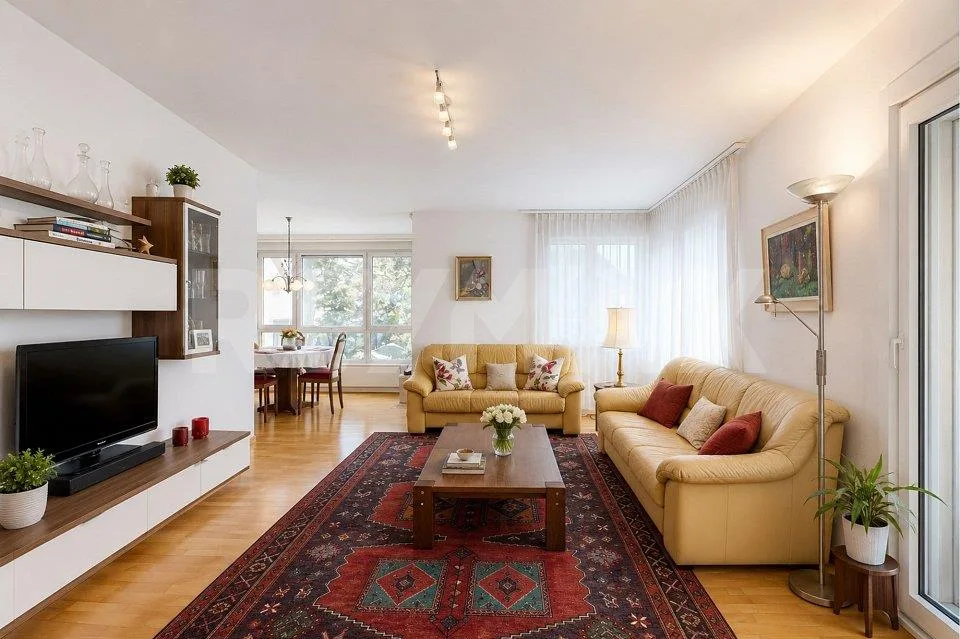 Charmante 4.5-Zimmer-Eigentumswohnung mit Balkon in der historische...