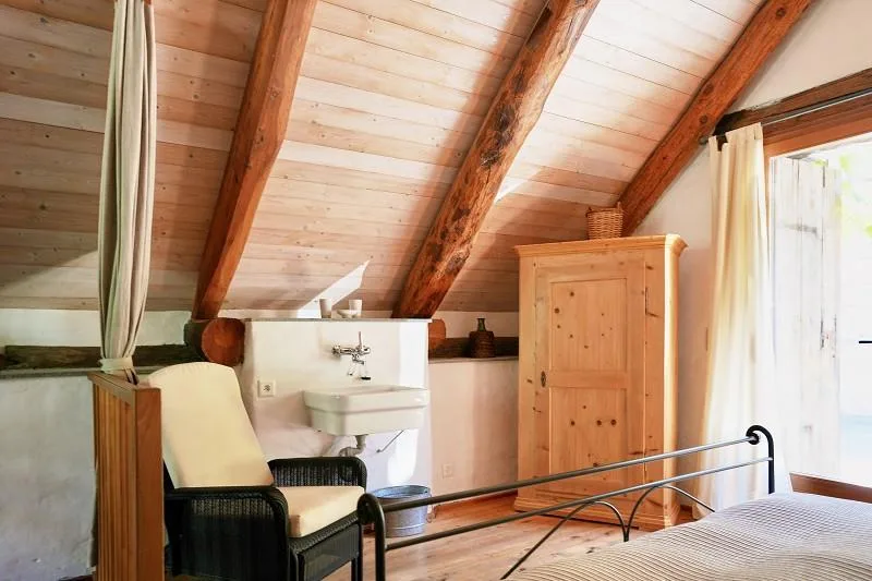 wunderschönes 3 1/2-Zimmer-Rustico mit Granitsteinsitzplatz im Dorf... – Foto 11 von 15