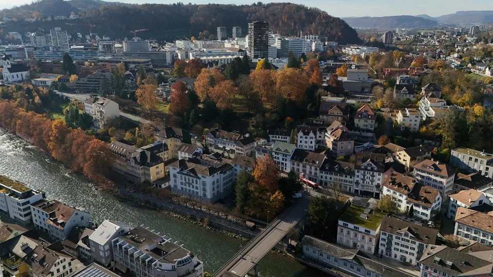 Seltene Gelegenheit: Historisches Mehrfamilienhaus im Bäderquartier