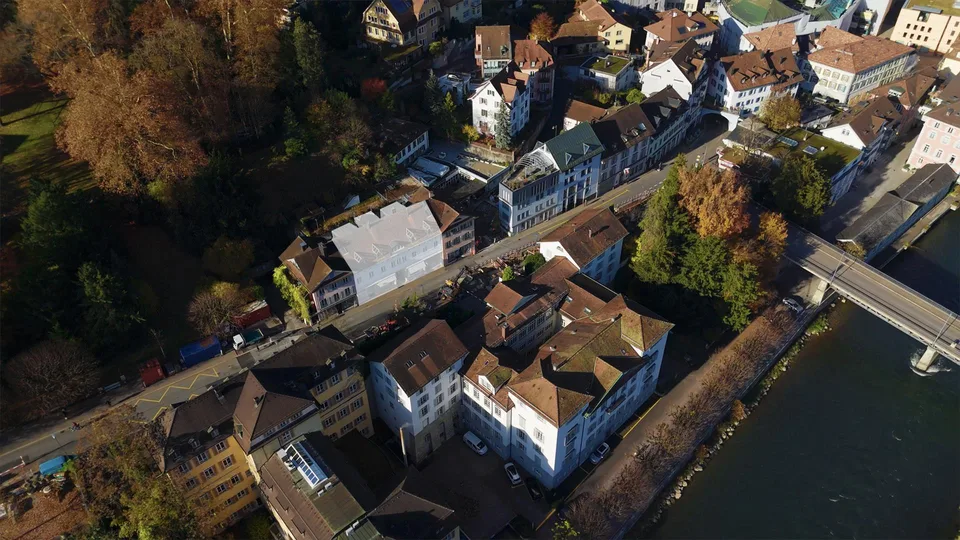 Seltene Gelegenheit: Historisches Mehrfamilienhaus im Bäderquartier