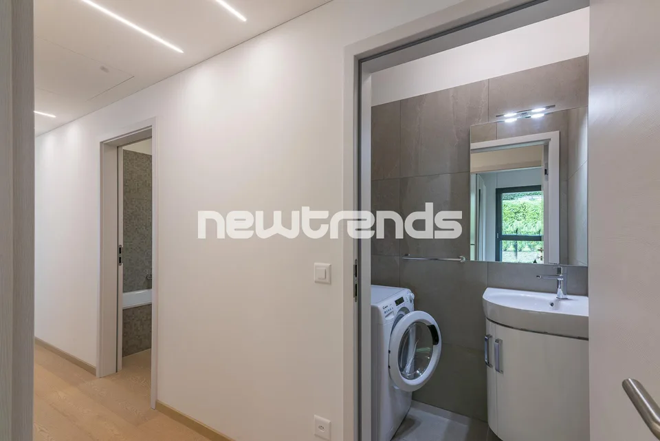 Dachwohnung in Montagnola mit 3,5 Zimmern, Terrasse und freier Sicht. – Foto 9 von 19