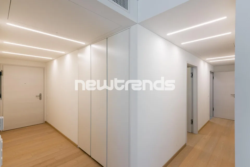 Dachwohnung in Montagnola mit 3,5 Zimmern, Terrasse und freier Sicht. – Foto 6 von 19