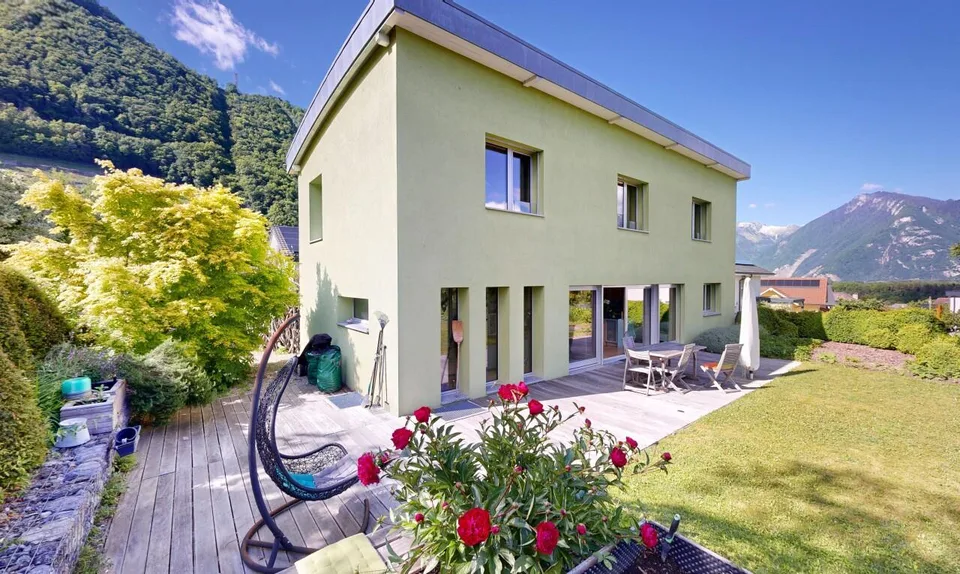 La villa familiale Minergie aux multiples possibilités - Vouvry