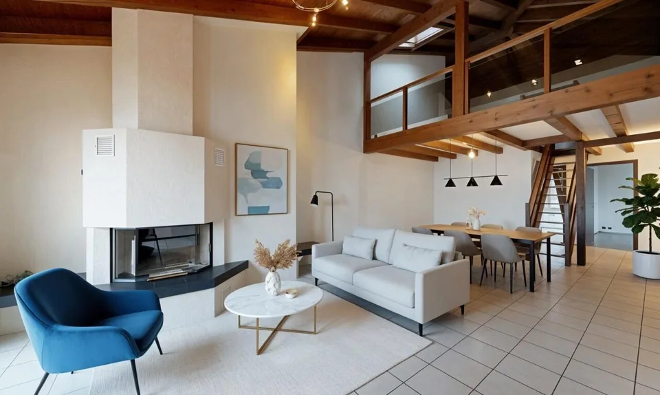St Blaise: Letzte Etage mit Seeblick, Mezzanin und schönen Volumen