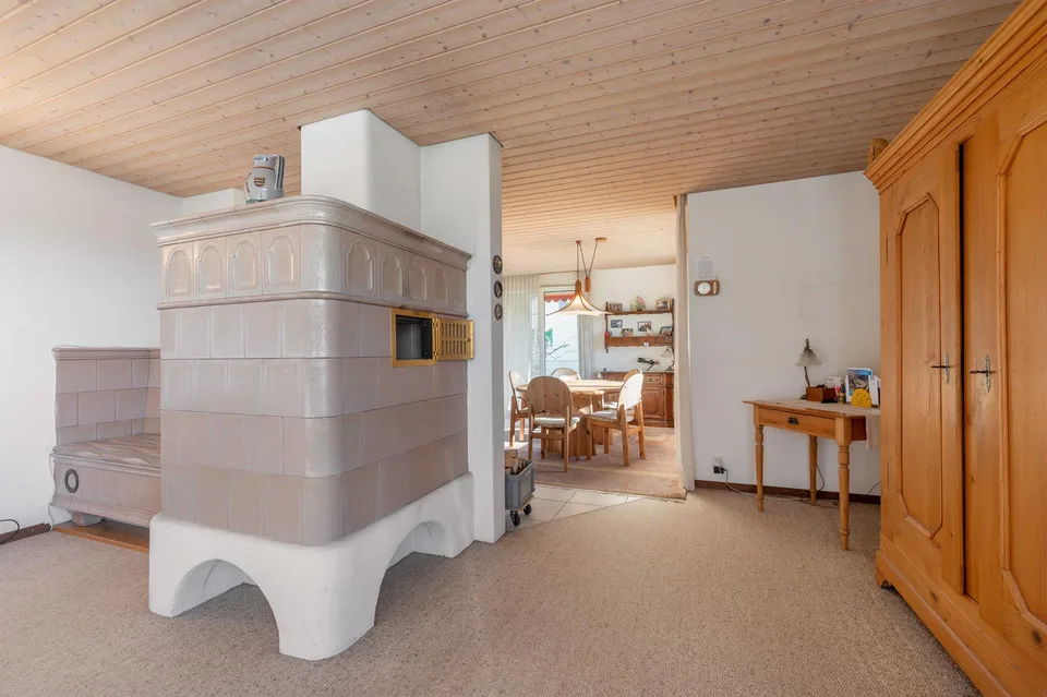 Grosszügiger Garten und Einliegerwohnung mit traumhafter Aussicht