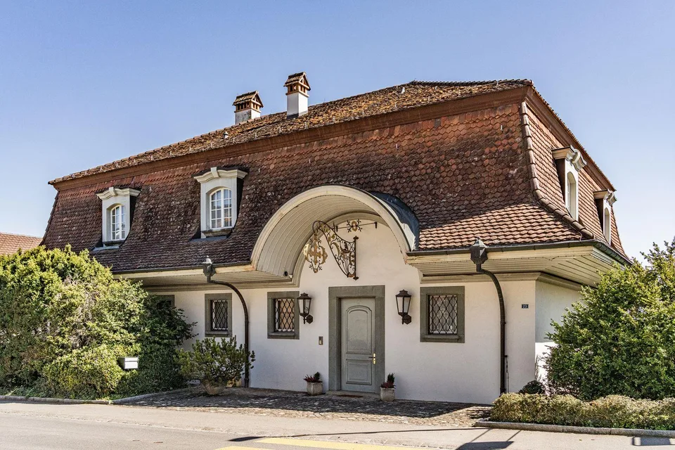 Königlich leben: Landhausvilla mit Bauparzelle – Foto 6 von 13