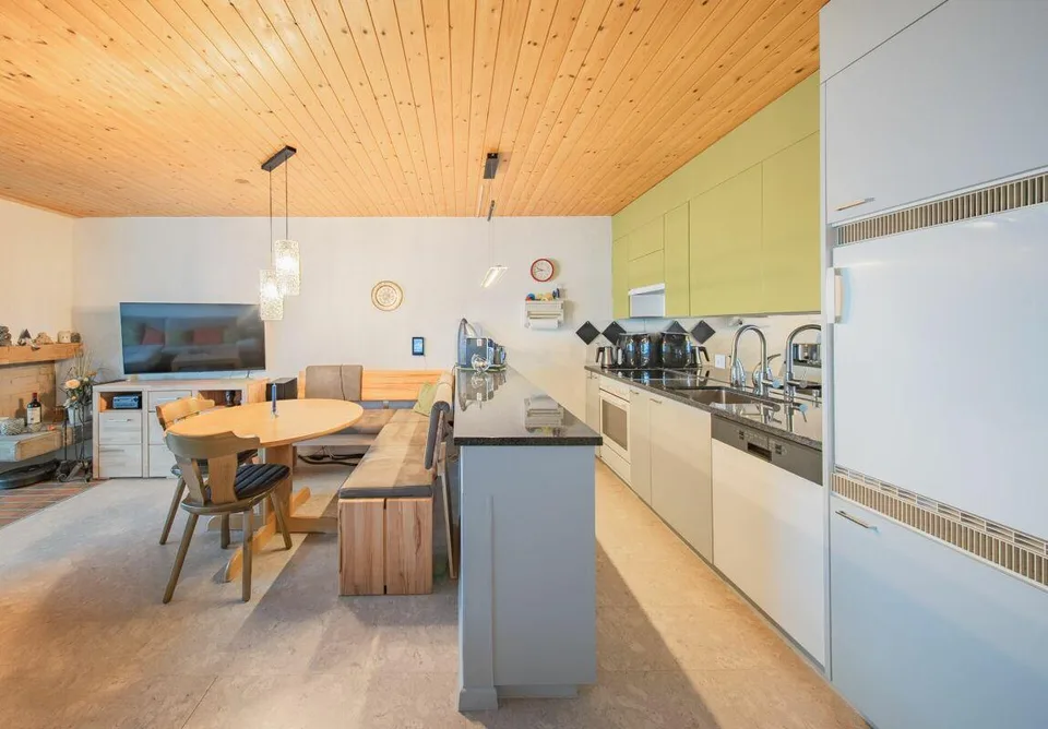 3.5 Zimmerwohnung zu verkaufen - Alpines Ferienvergnügen in Obersax...