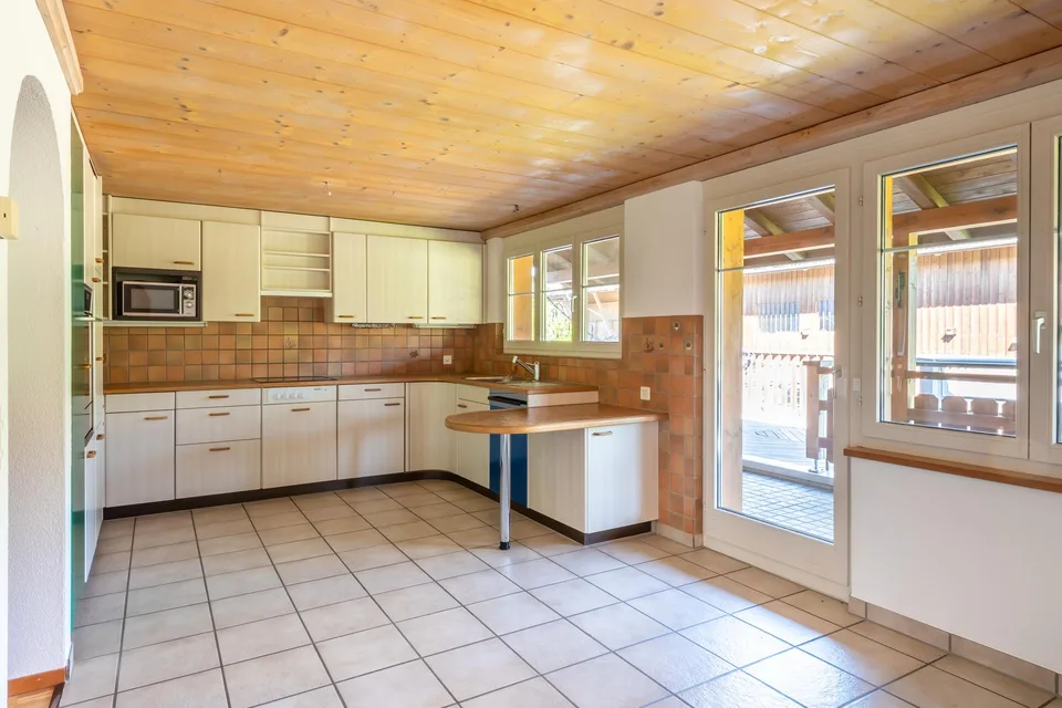 Vielfältiges Landanwesen, 3 Wohneinheiten, Stall & Remisen – Foto 10 von 30
