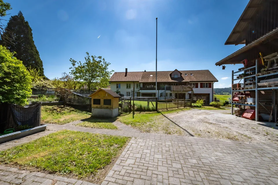 Vielfältiges Landanwesen, 3 Wohneinheiten, Stall & Remisen – Foto 28 von 30