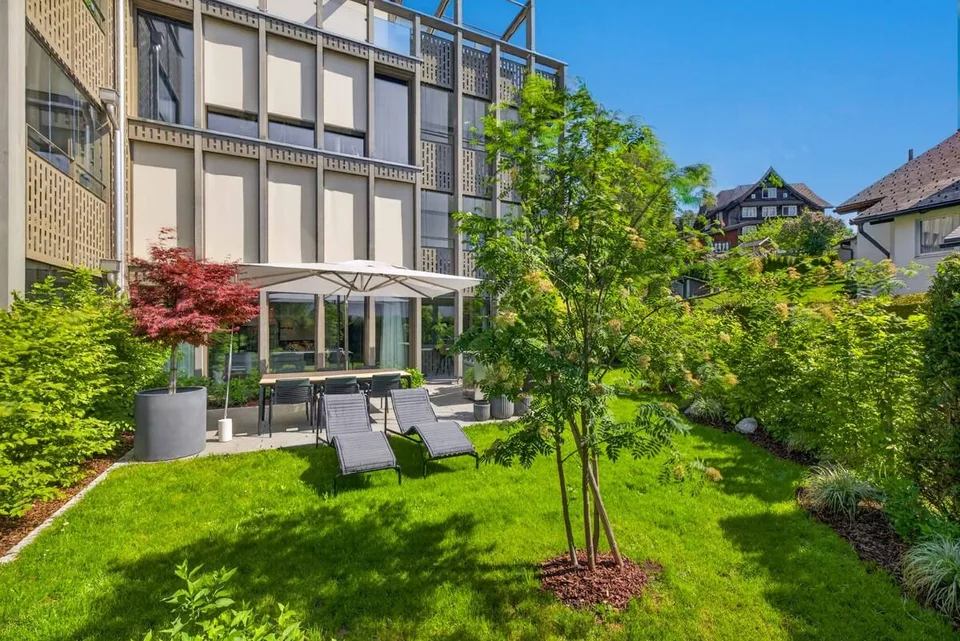 Euthal: exklusive 4.5-Zimmer-Gartenwohnung am Sihlsee