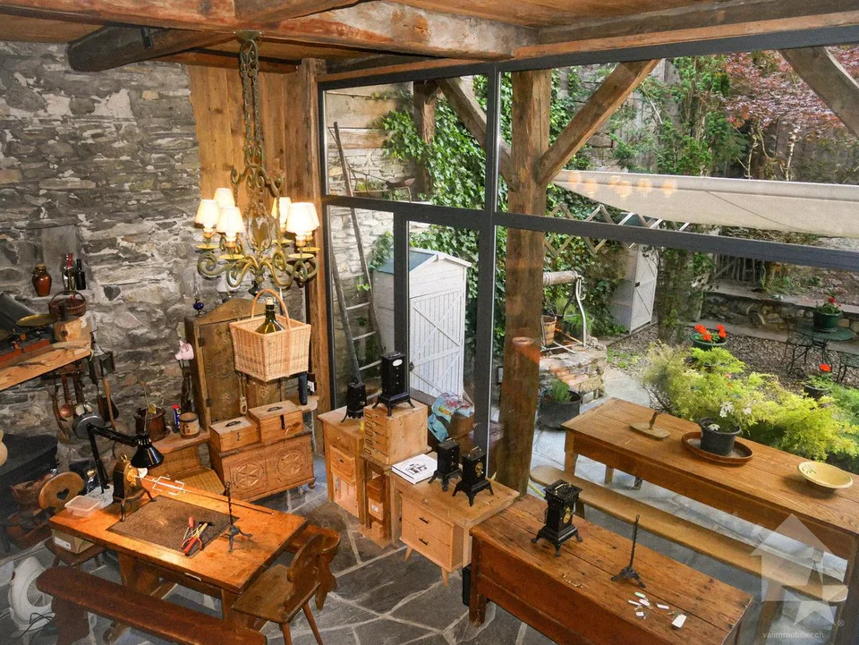Charmante maison villageoise en pierres sur 3 niveaux et cartnotzet !