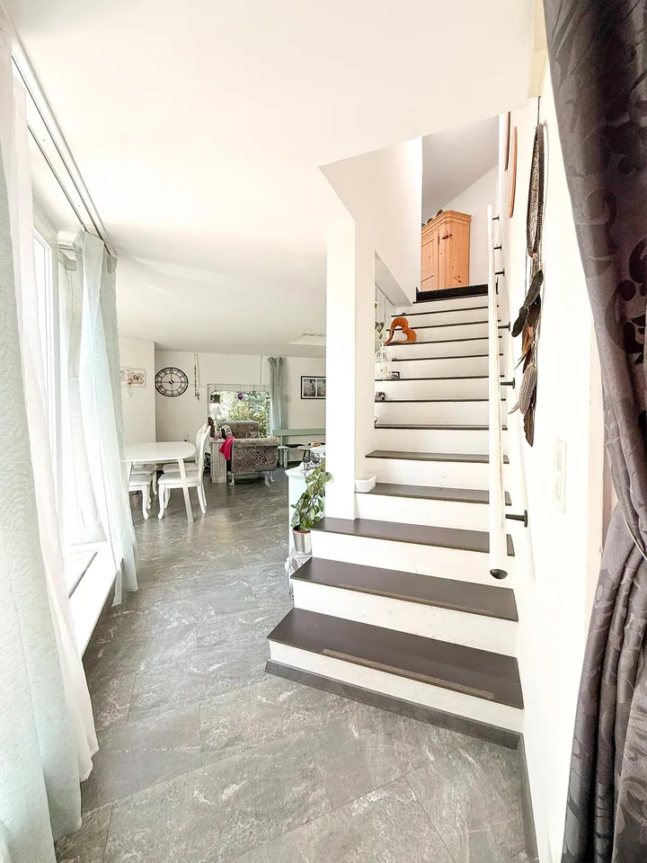 Architektonisch einzigartiges 5.5-Zimmer-Einfamilienhaus mit Garage