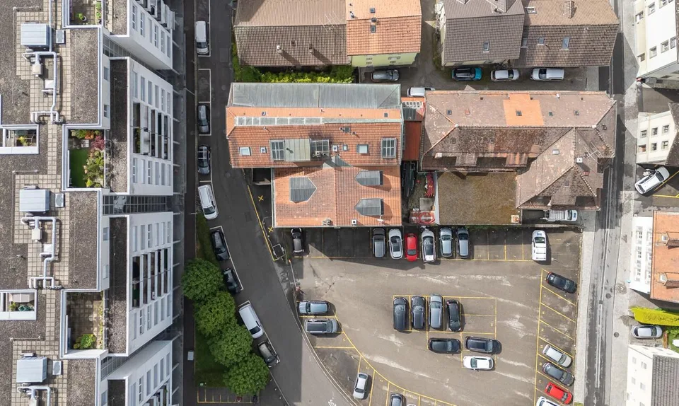 Immeuble mixte, emplacement stratégique au centre de Fribourg