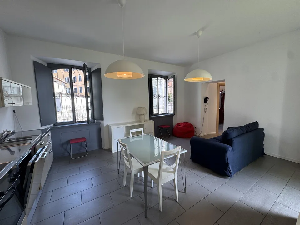 Mendrisio Centro – Elegante appartamento con giardino privato in villa
