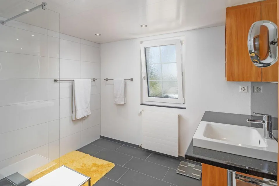 Vielseitiges Wohn- und Geschäftshaus im Herzen von Speicher - mit e... – foto 8 di 14