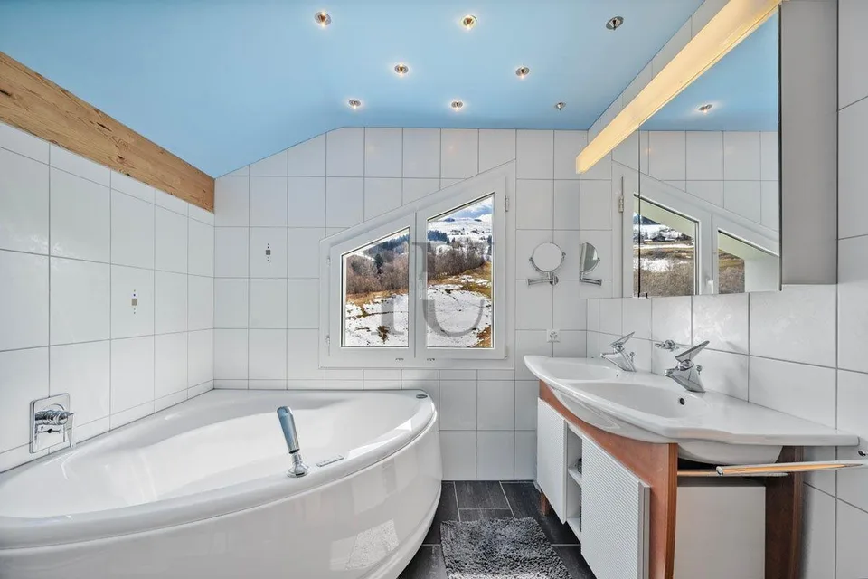 FERIENTRAUM IN DEN BERGEN MIT WEITBLICK & SAUNA