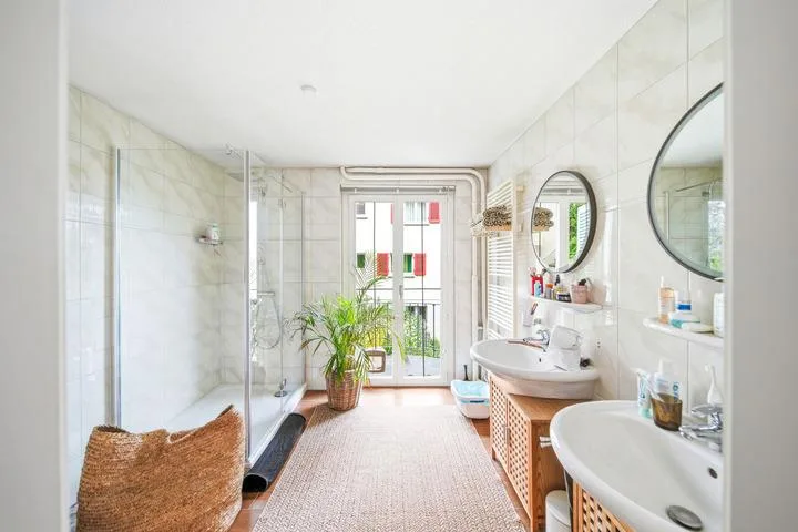 CHALET CHARME IN DER STADT MIT DREI EINHEITEN – Foto 6 von 8