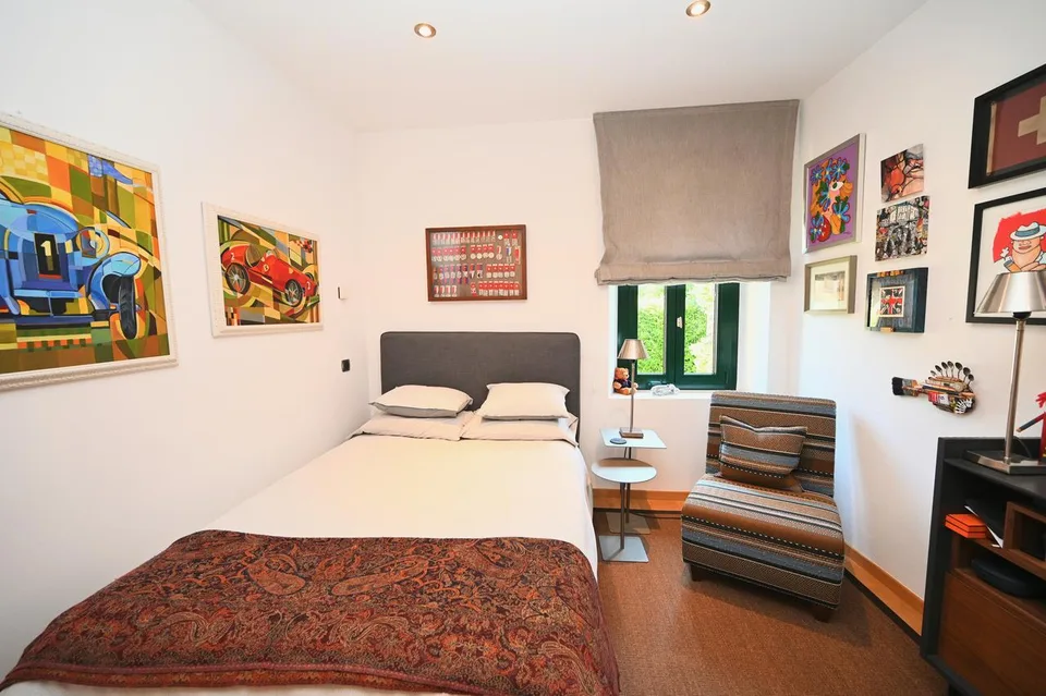 Elegante Villa di Charme con Giardino e Vista Lago – Foto 20 von 30